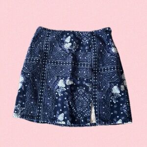 ❤️ The cutest mini skirt ever ❤️